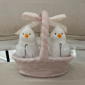 Rae Dunn Peep Bunny Chicks Ceramic Salt And Pepper shaker Set NWT